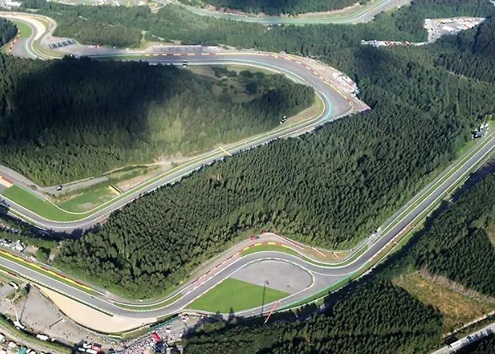 Le Vieux Sart 6 Coo Spa Francorchamps * 스타블로